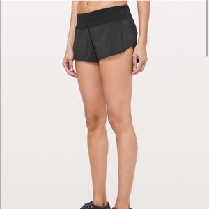 Lululemon speed up short 2.5”